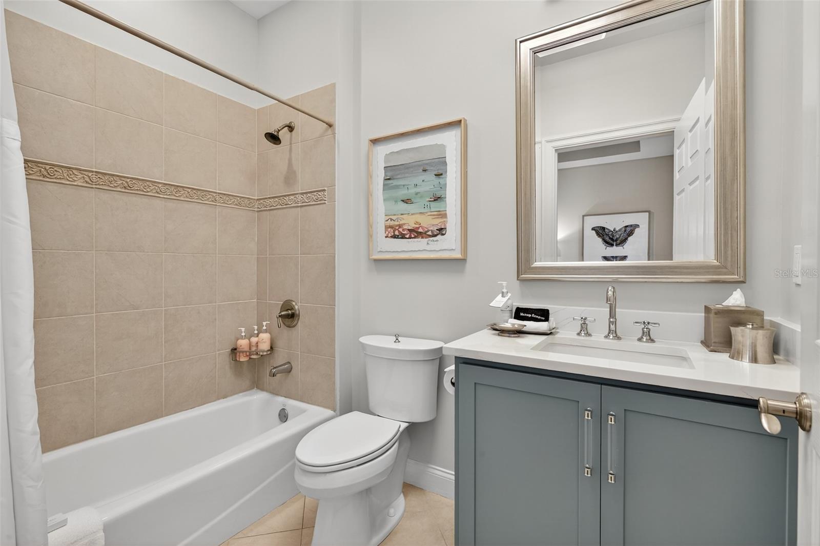 200 OCEAN CREST DR #151