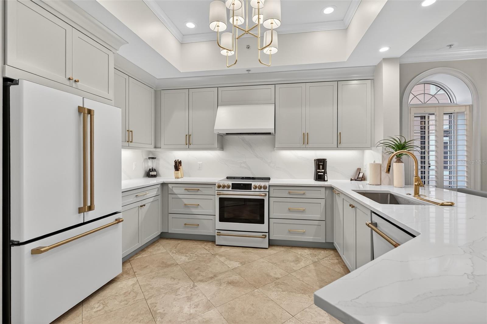 200 OCEAN CREST DR #151