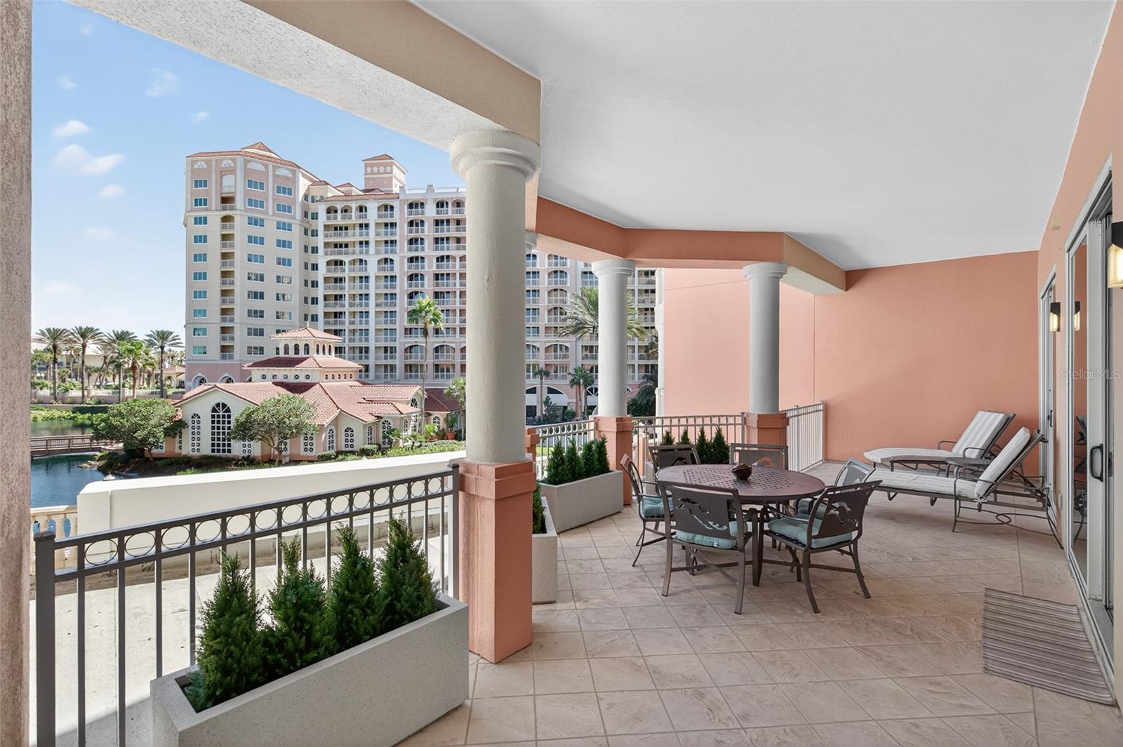 200 OCEAN CREST DR #151