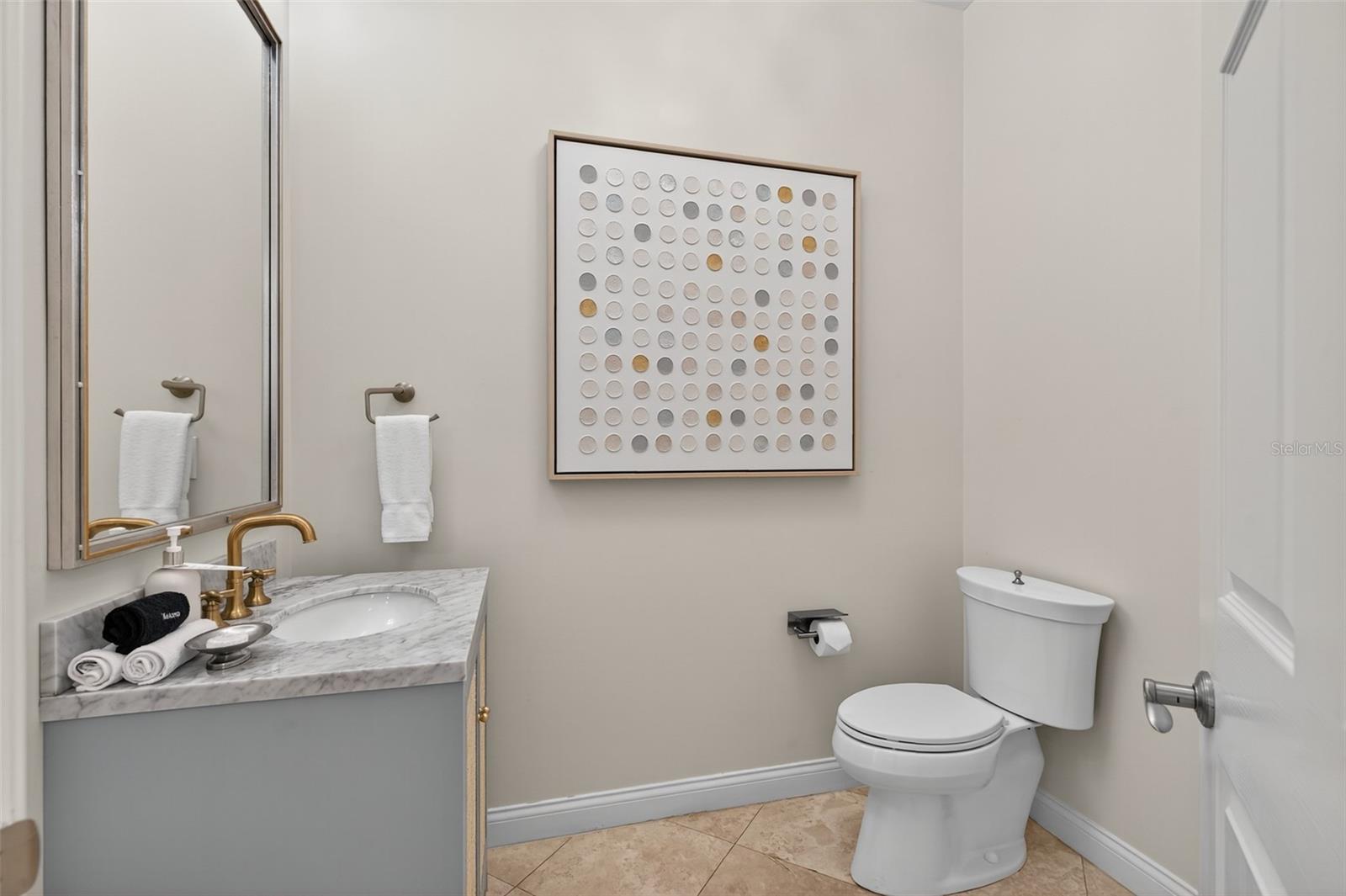 200 OCEAN CREST DR #151