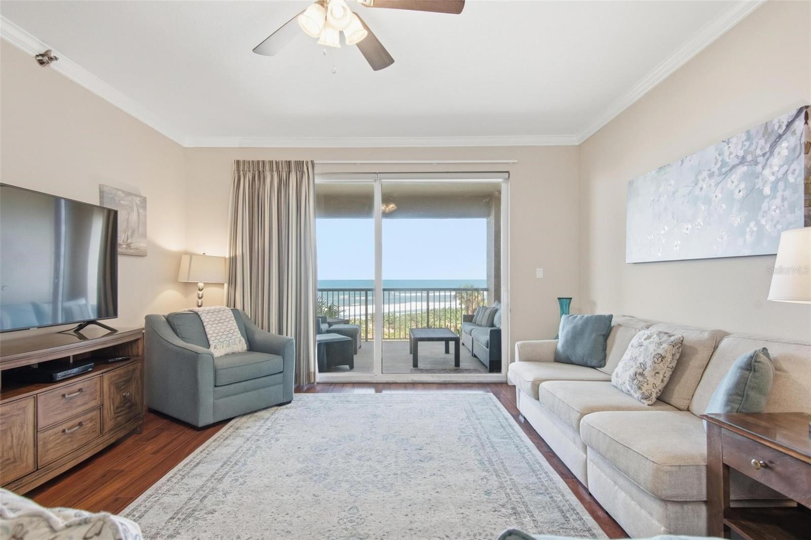 11 AVENUE DE LA MER #1306