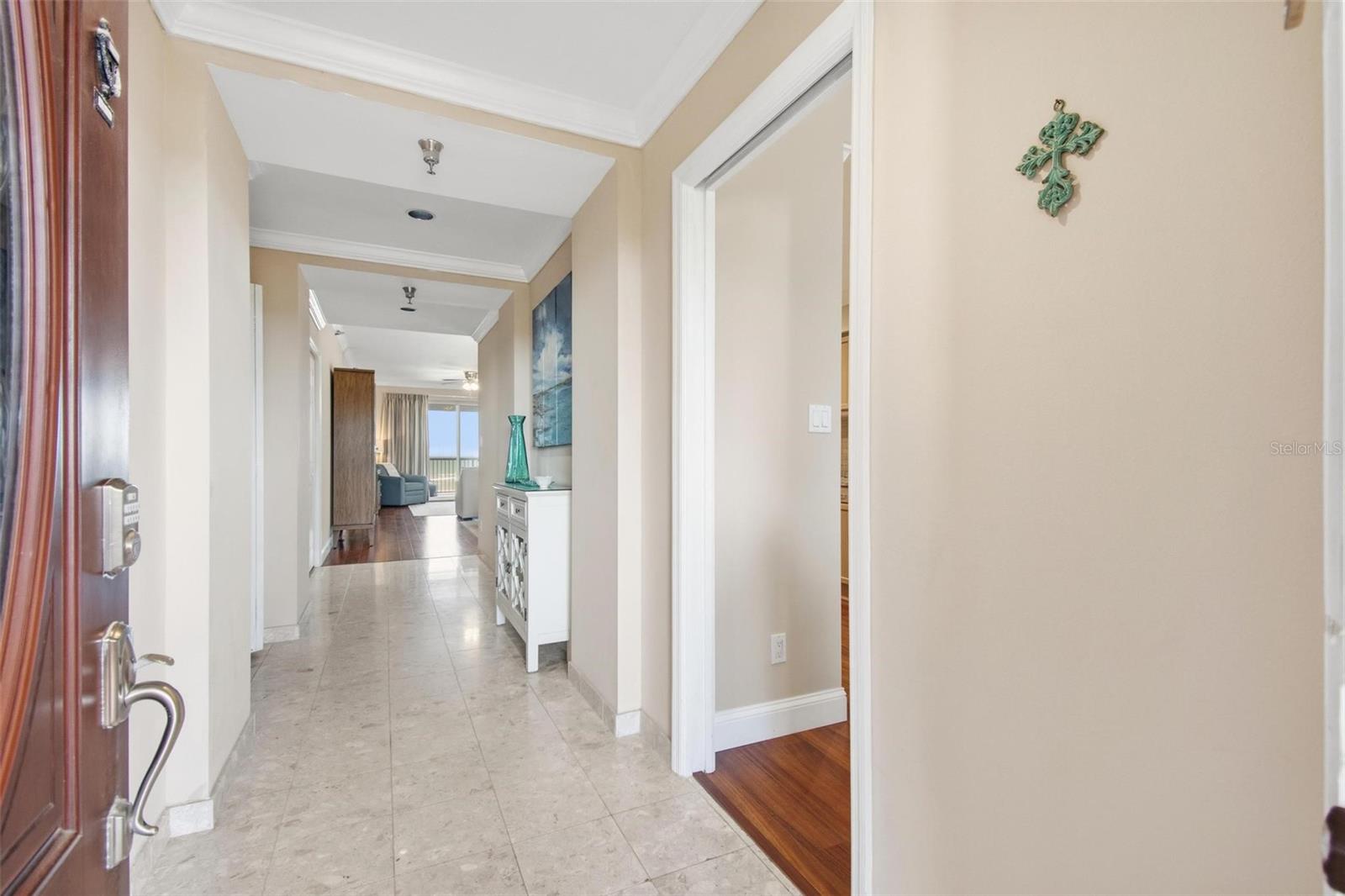 11 AVENUE DE LA MER #1306