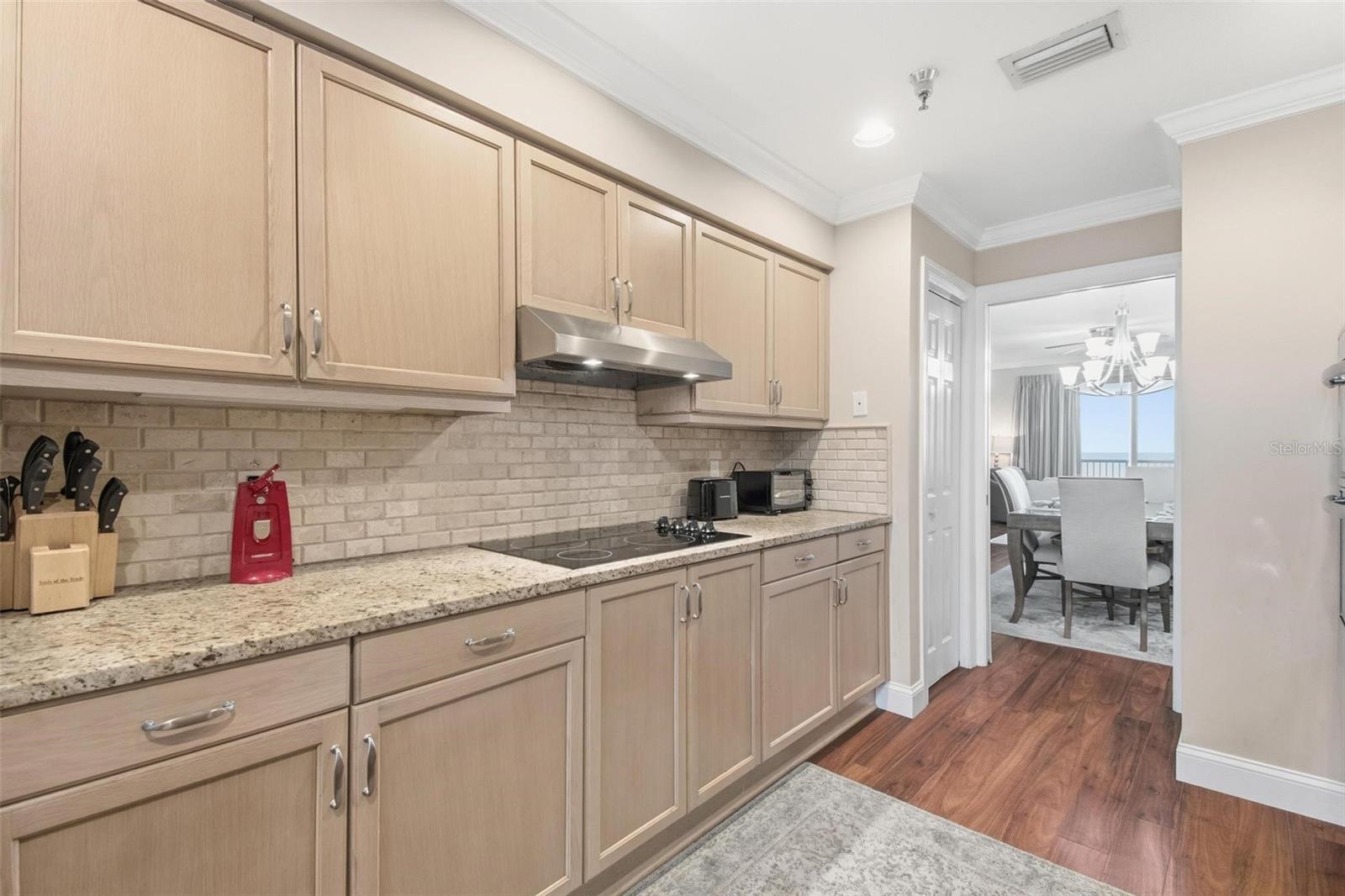 11 AVENUE DE LA MER #1306