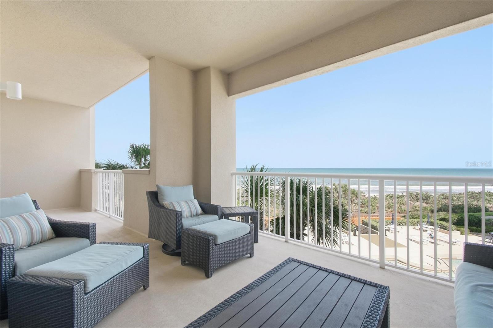 11 AVENUE DE LA MER #1306