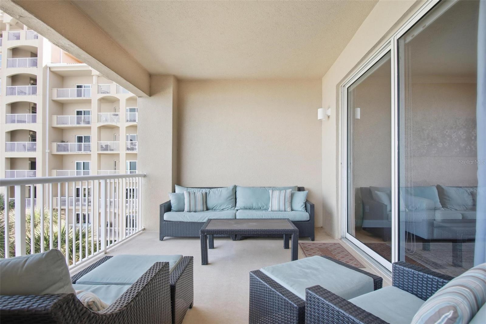 11 AVENUE DE LA MER #1306