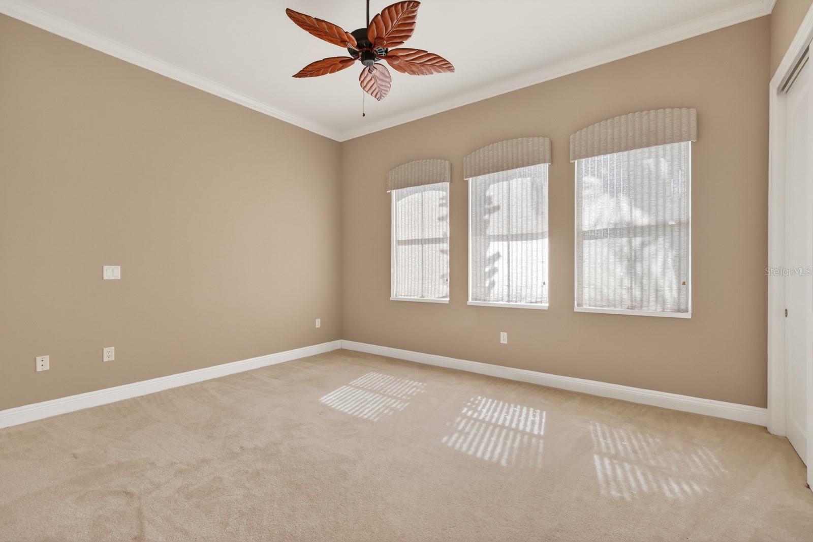40 CASA BELLA CIR #1101