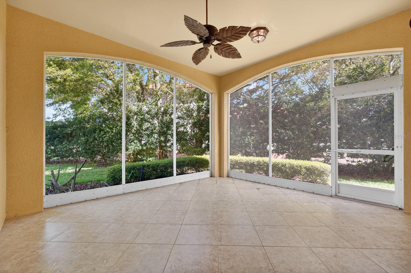 40 CASA BELLA CIR #1101
