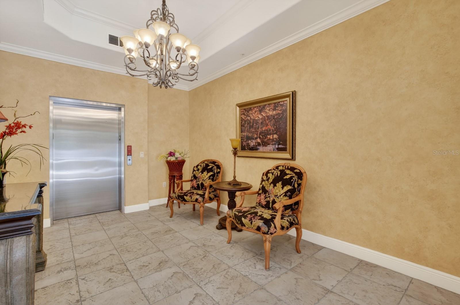 40 CASA BELLA CIR #1102