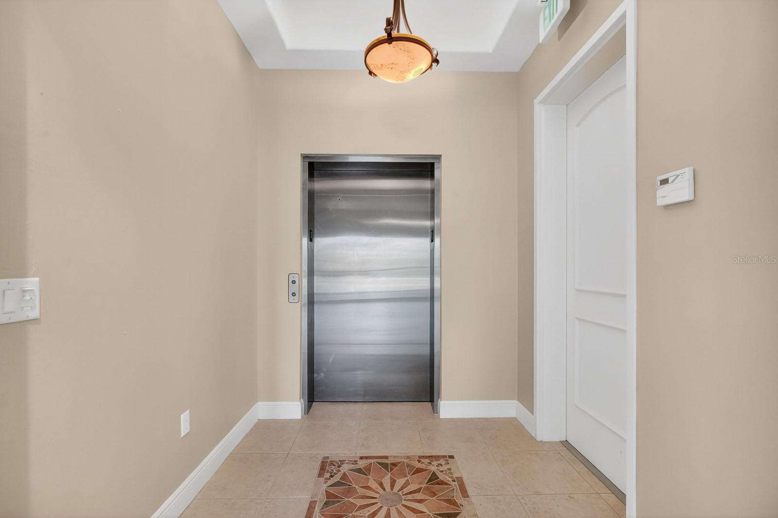 40 CASA BELLA CIR #1102