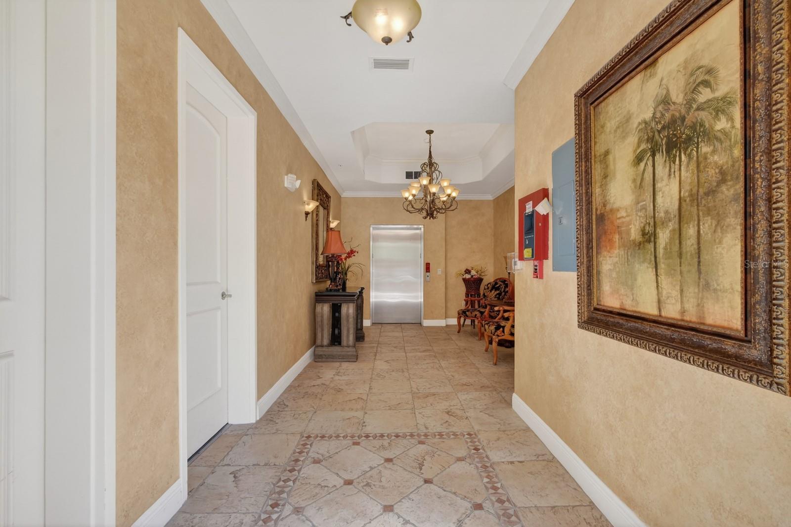 40 CASA BELLA CIR #1102