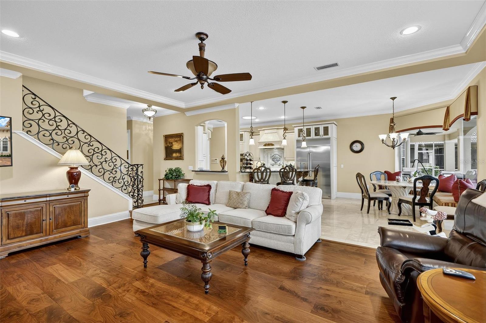 68 OAK VIEW CIR W