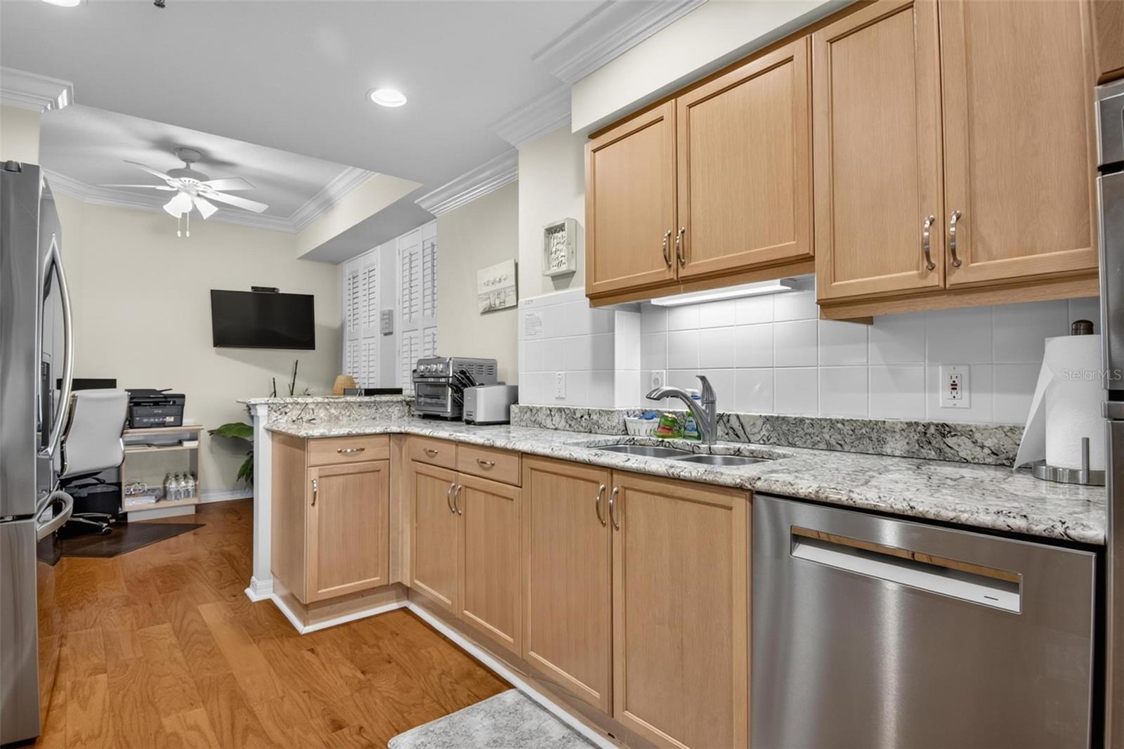 11 AVENUE DE LA MER #1303