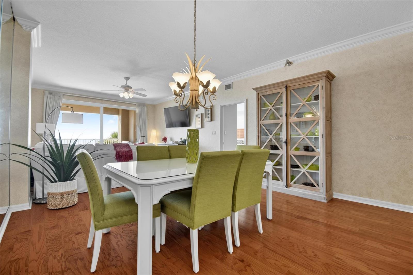 11 AVENUE DE LA MER #1303