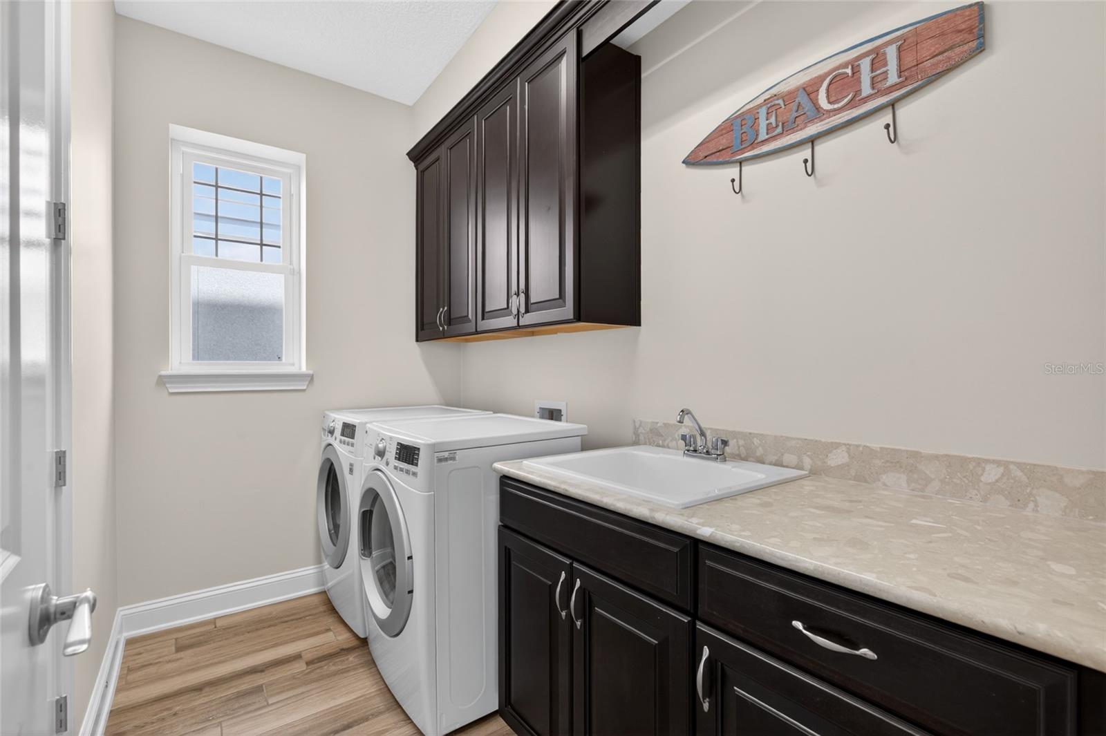 2654 SUNSET INLET DR
