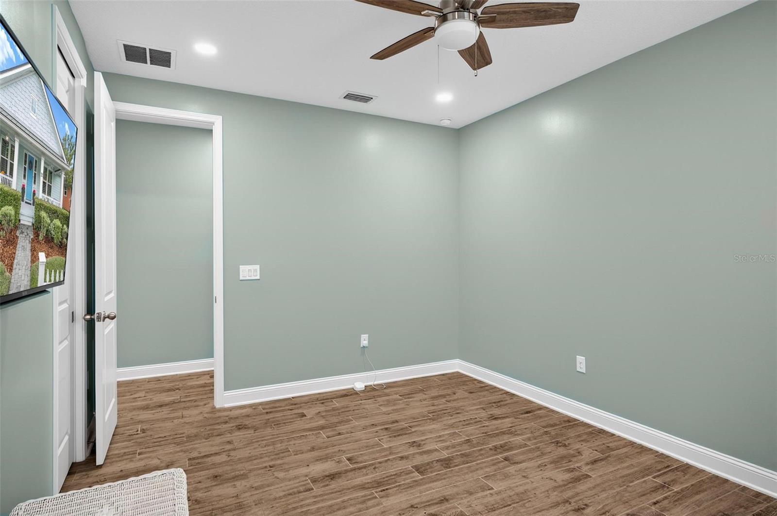 35 HIDDEN TREASURE DR