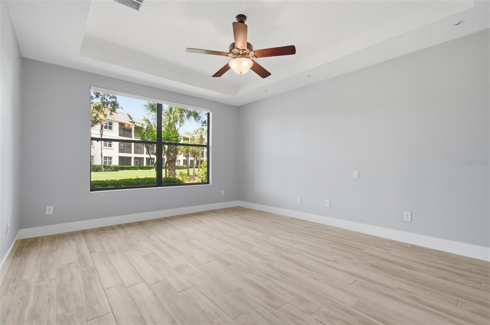 19 RIVER LANDING DR