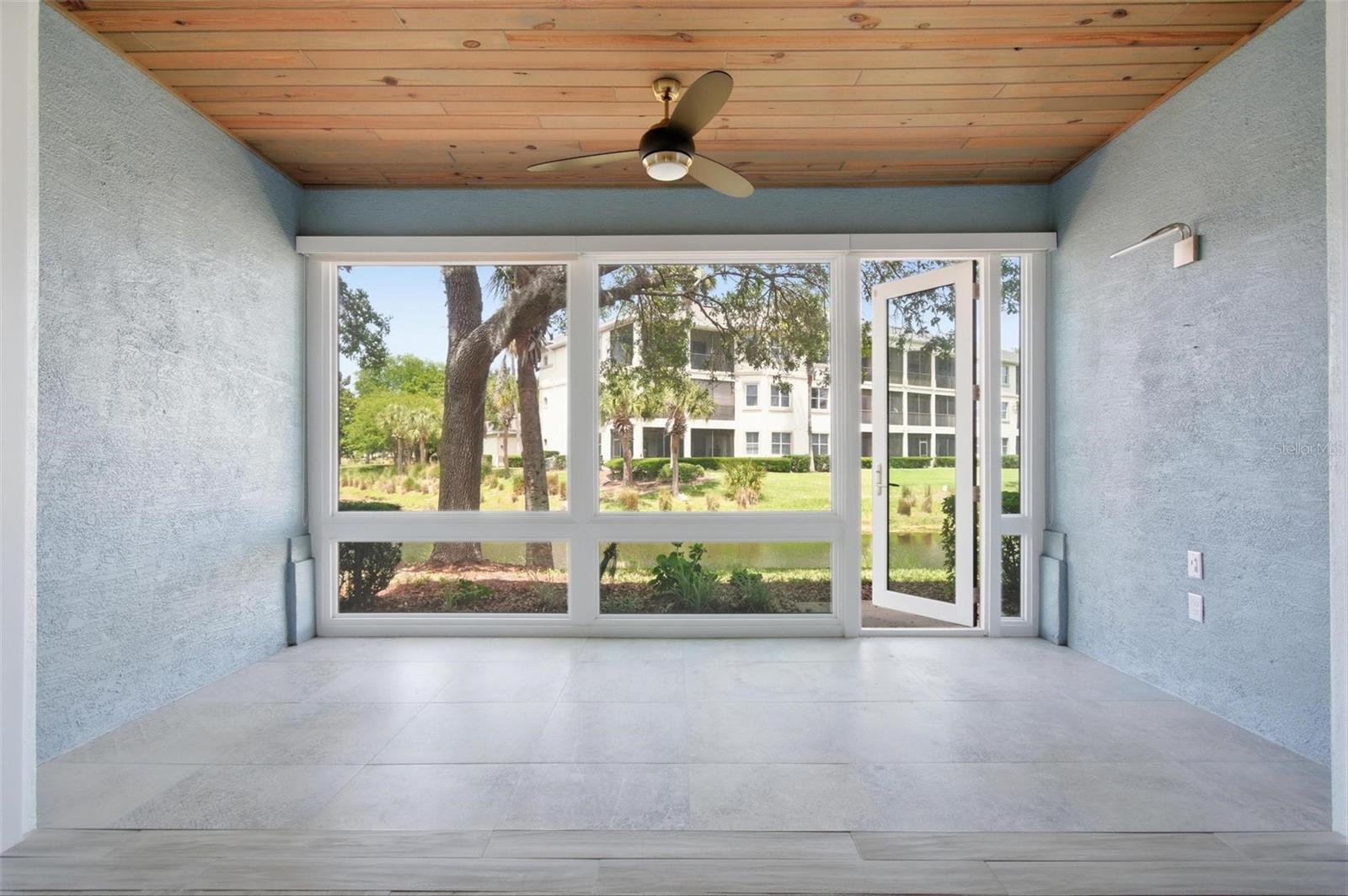 19 RIVER LANDING DR