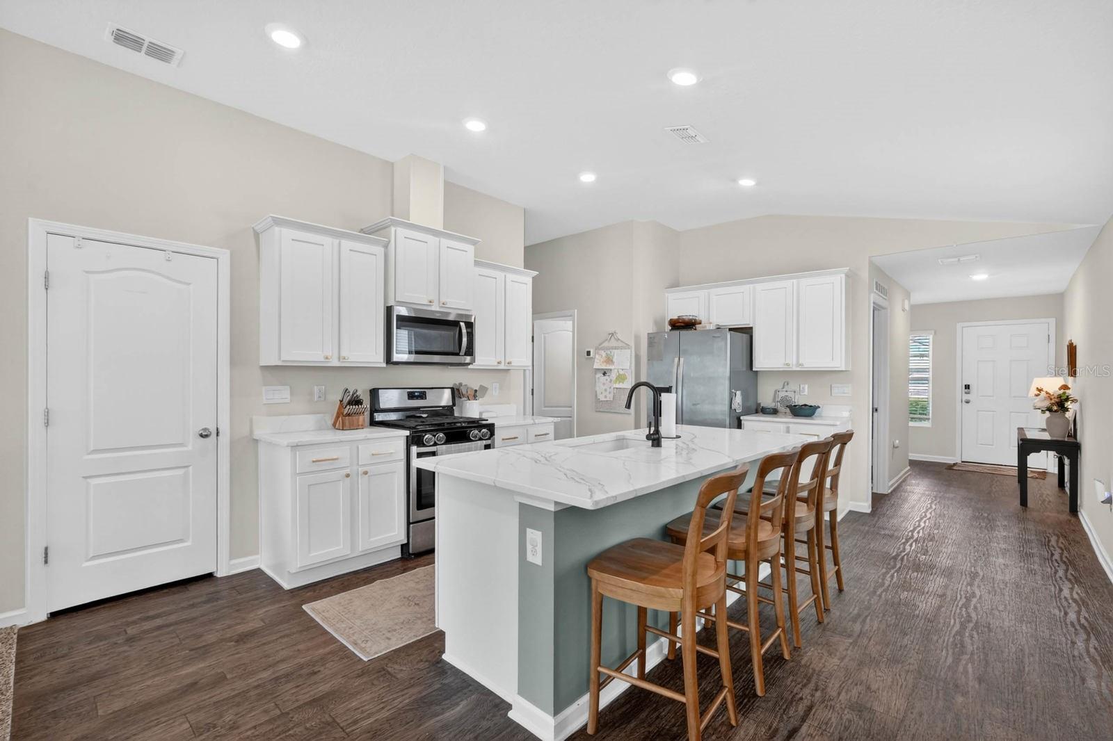 760 GRAND RESERVE DR