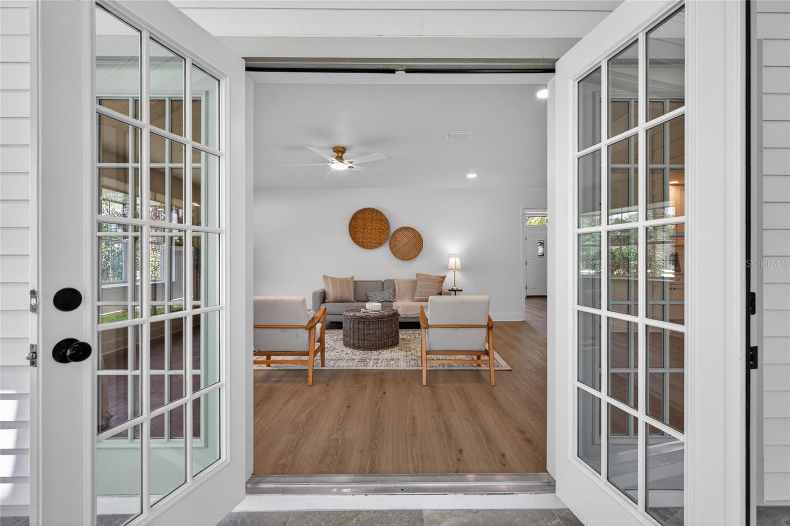 13 ELLSWORTH DR