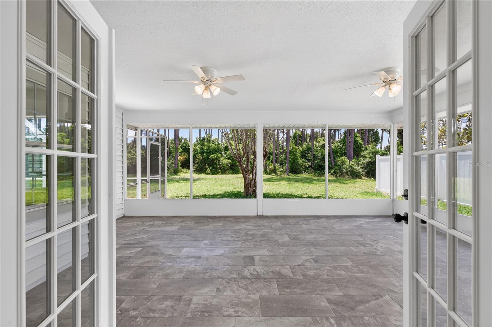 13 ELLSWORTH DR