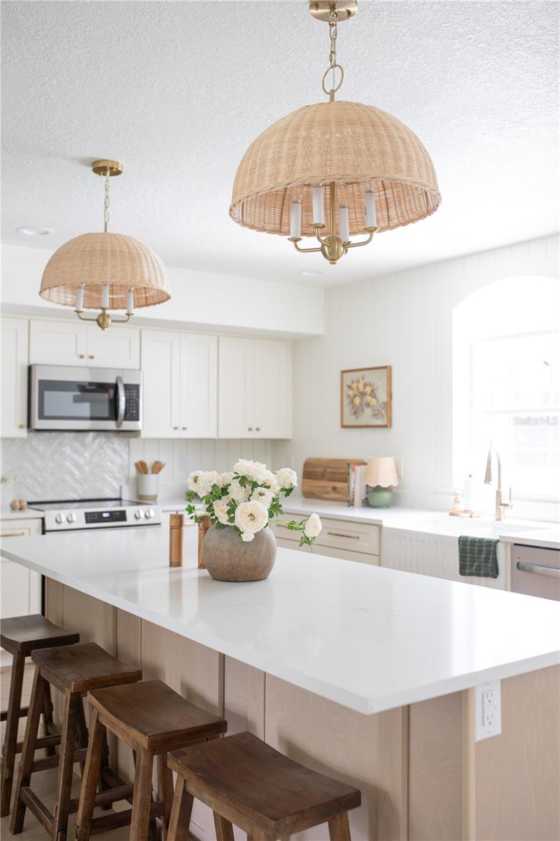 13 ELLSWORTH DR