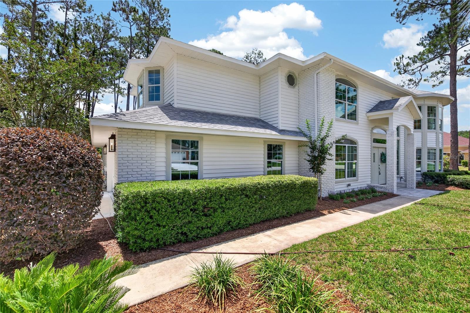 13 ELLSWORTH DR