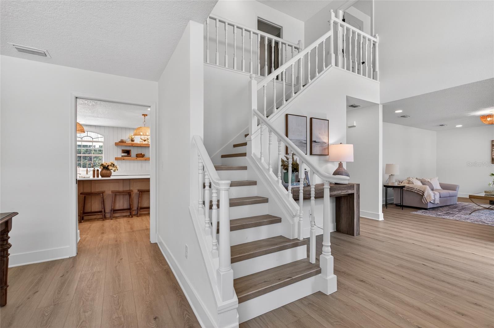 13 ELLSWORTH DR