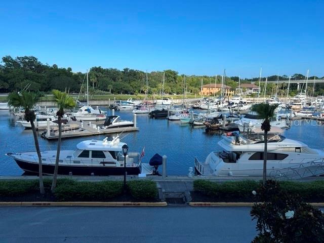 102 YACHT HARBOR DR #264
