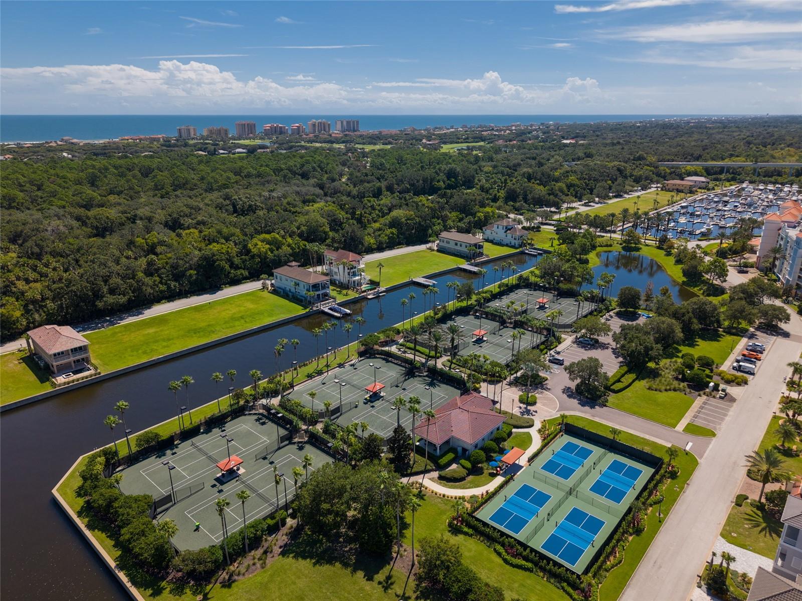 257 YACHT HARBOR DR
