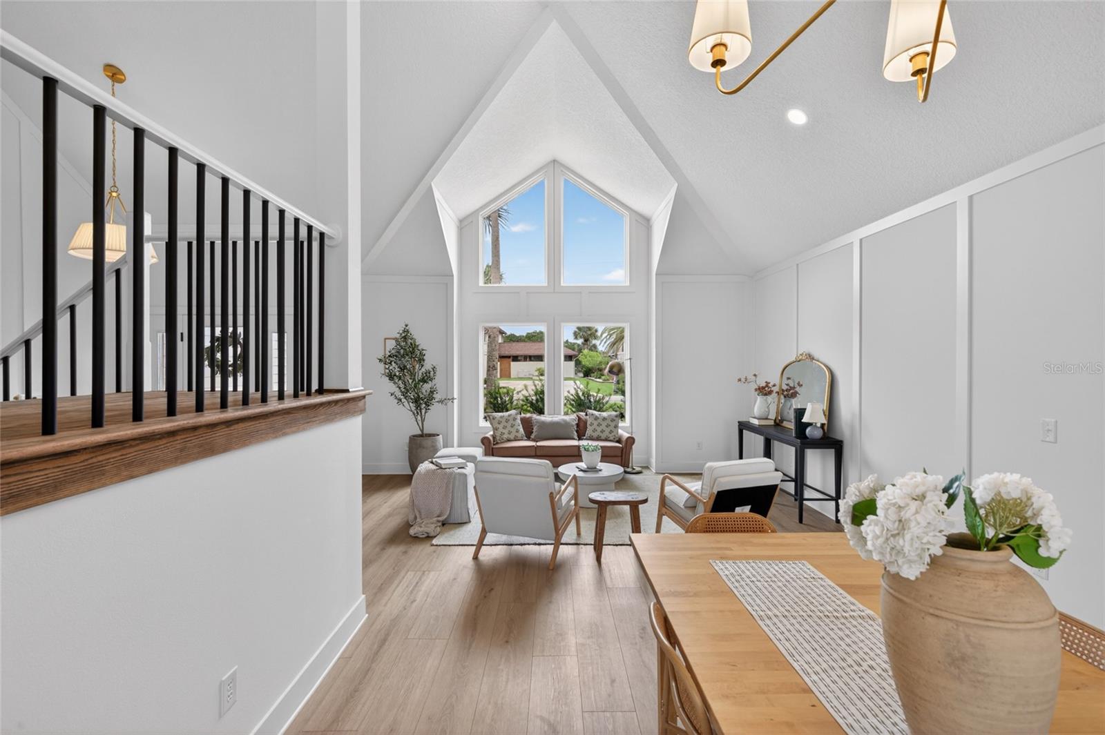 7 CHINOOK CT