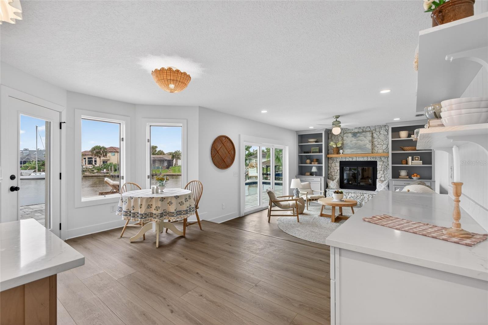 7 CHINOOK CT