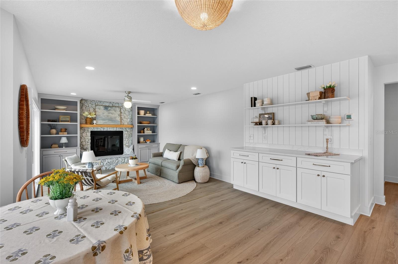 7 CHINOOK CT