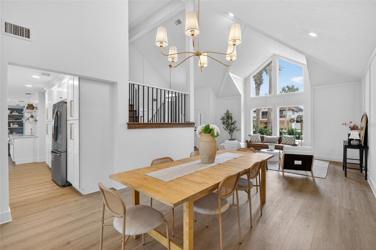 7 CHINOOK CT