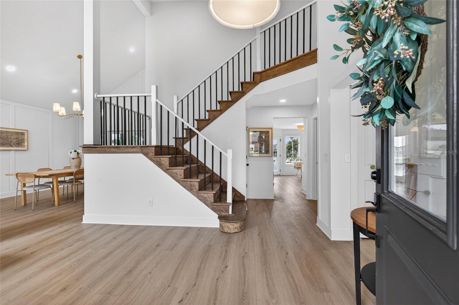 7 CHINOOK CT