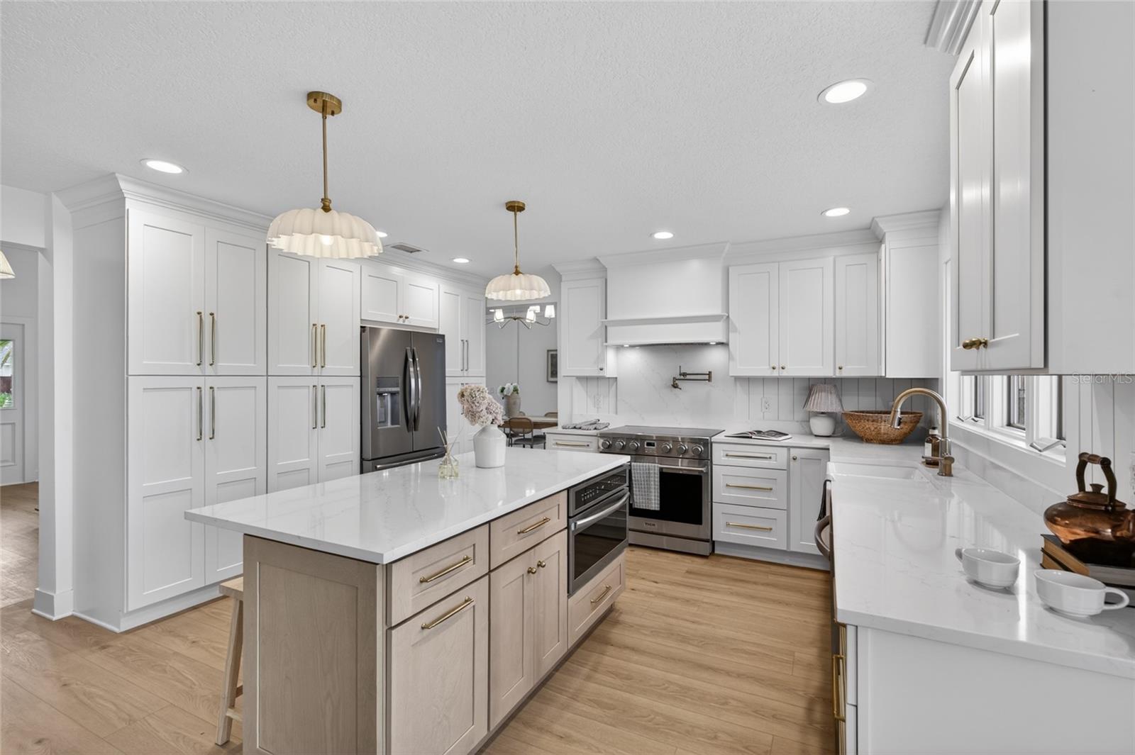 7 CHINOOK CT