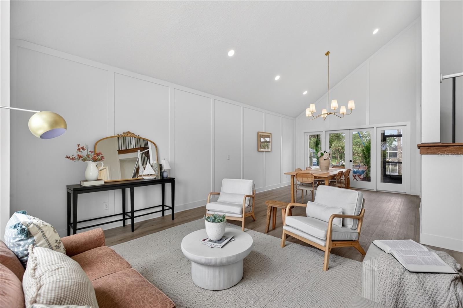 7 CHINOOK CT