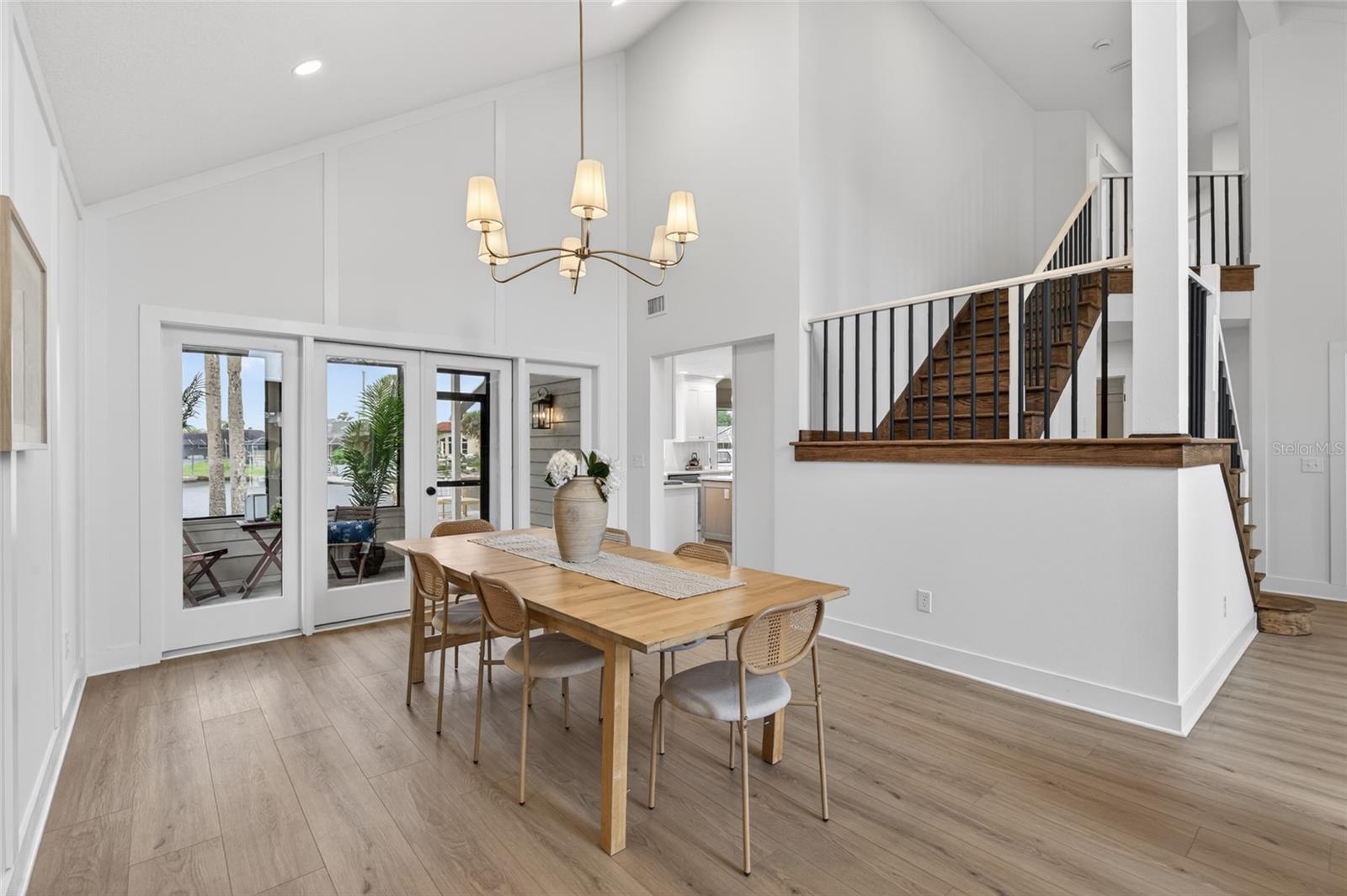 7 CHINOOK CT