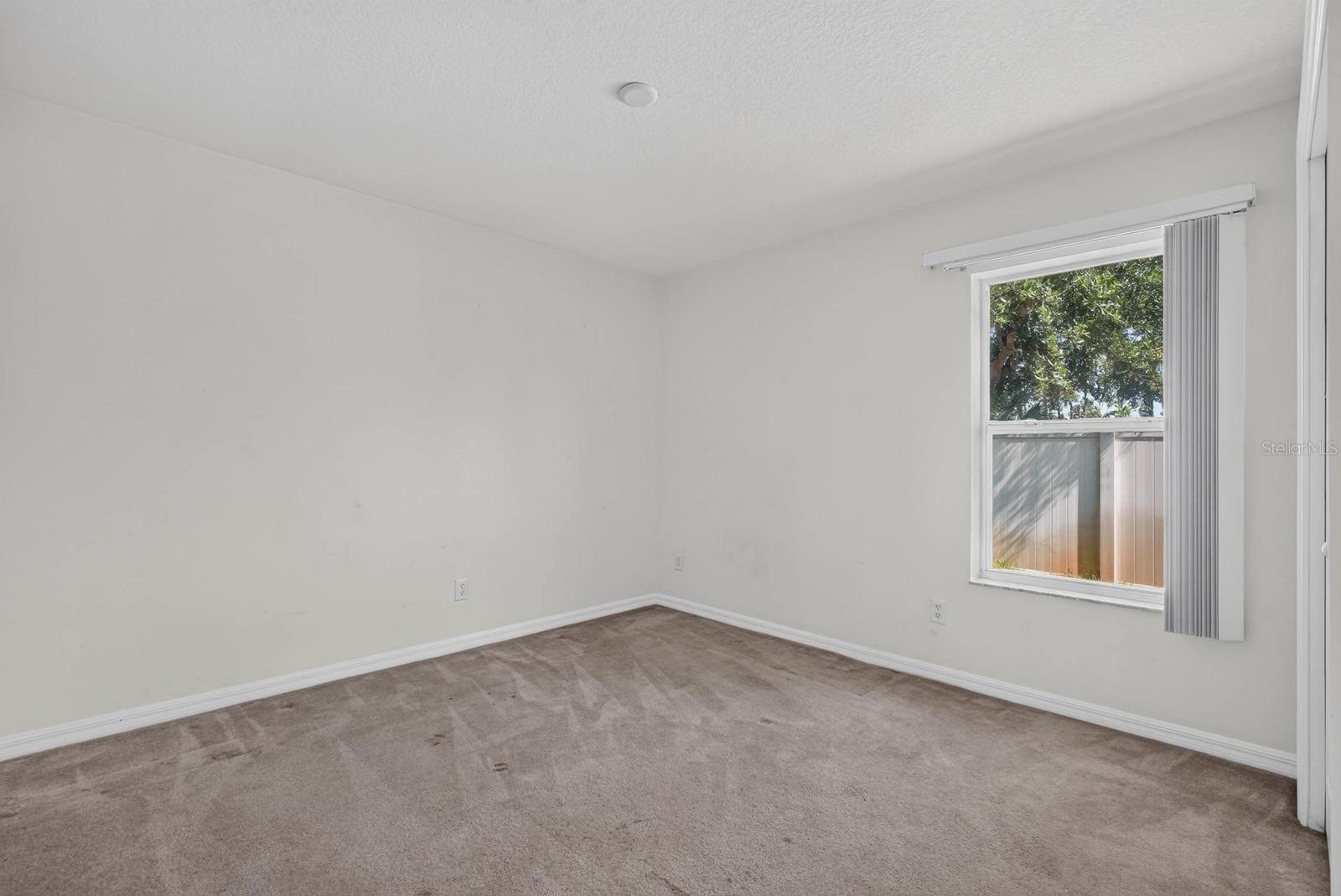 8 PILLORY LN