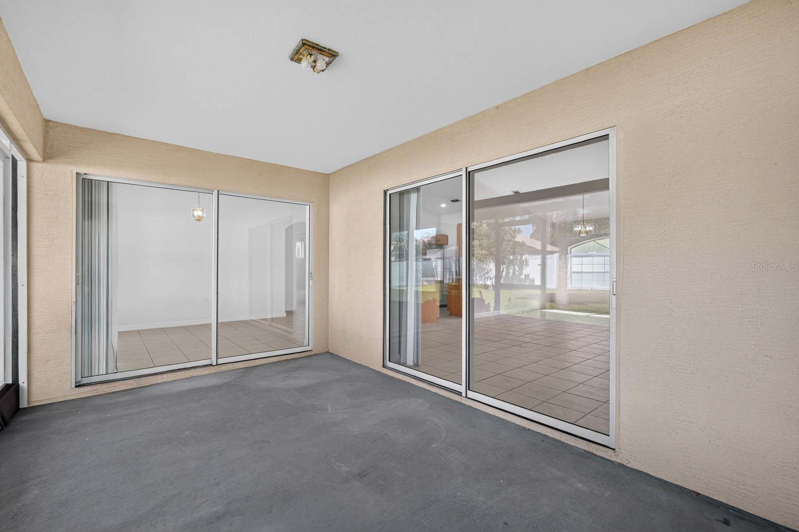 8 PILLORY LN