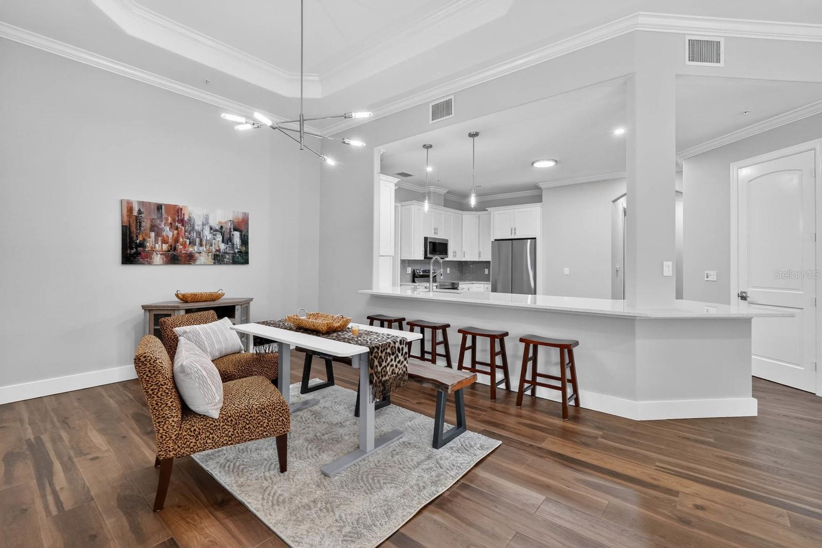 35 CASA BELLA CIR #1201