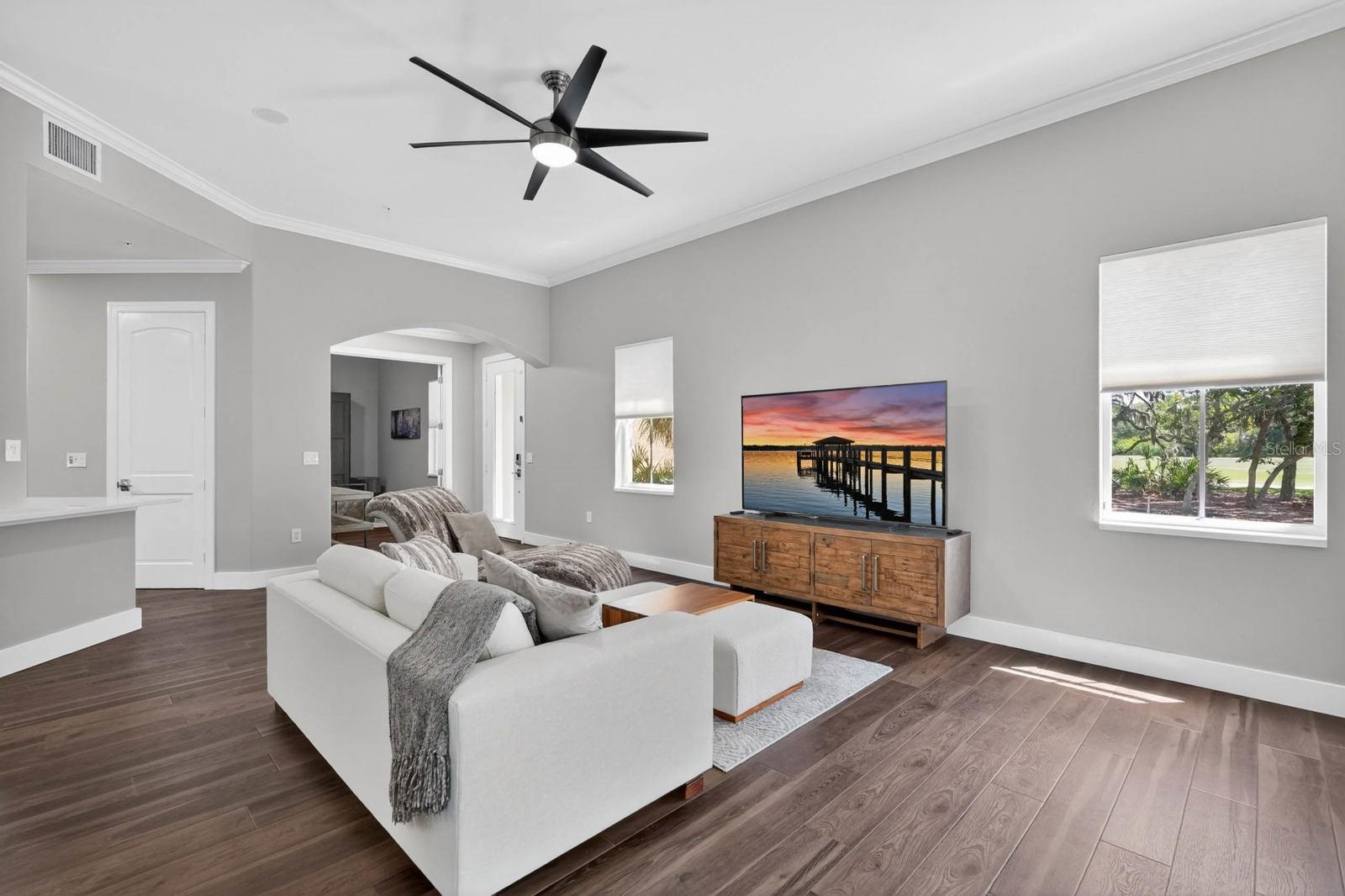 35 CASA BELLA CIR #1201