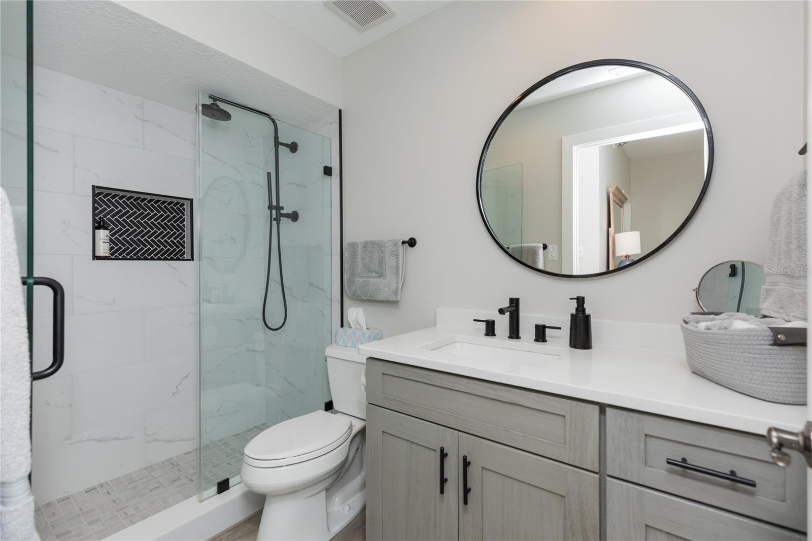 11 AVENUE DE LA MER #1207
