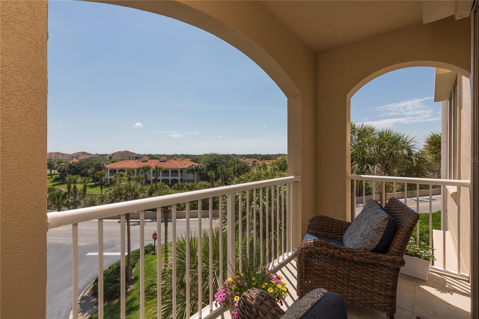 11 AVENUE DE LA MER #1207