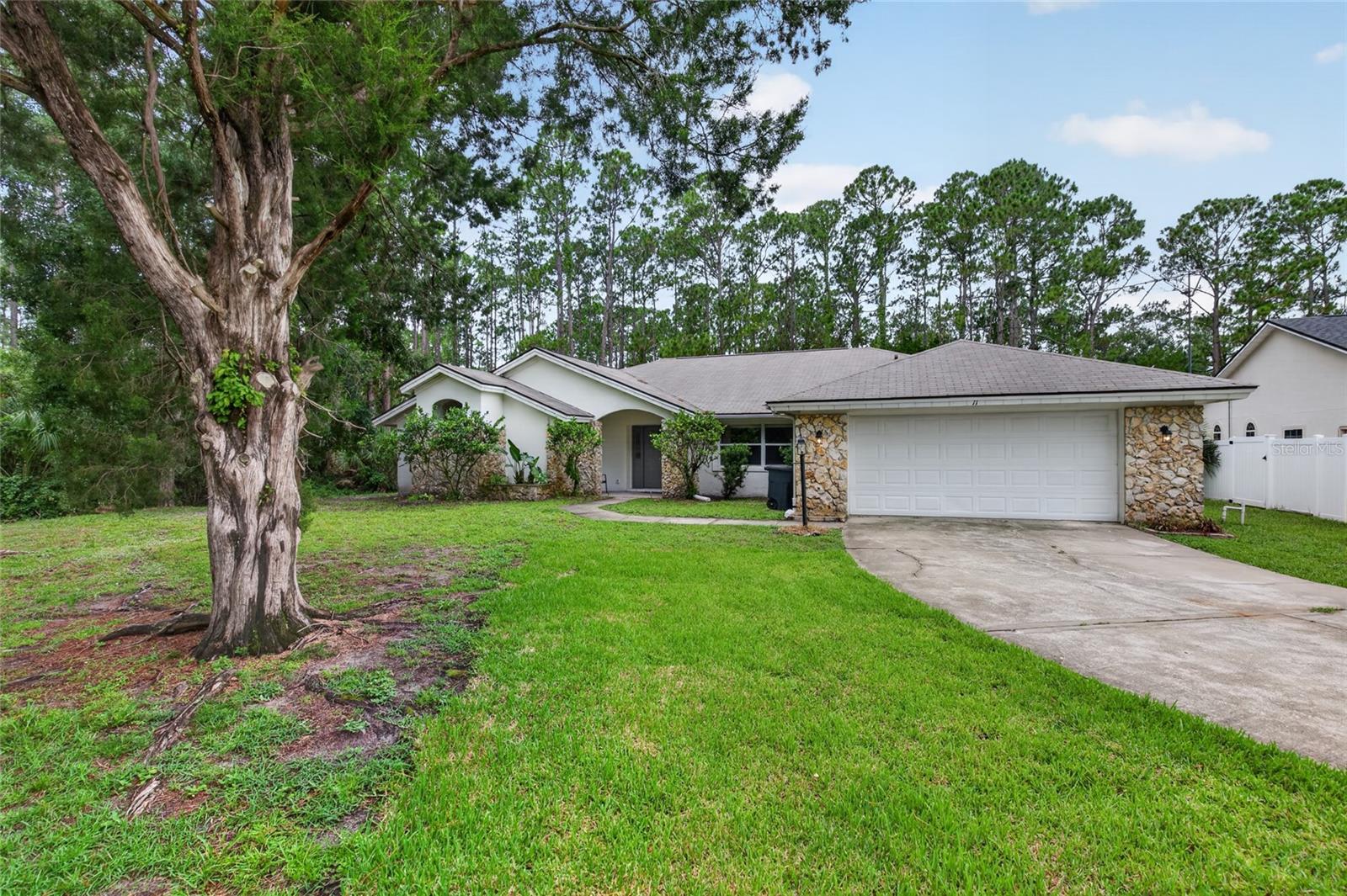 11 WALNUT PL