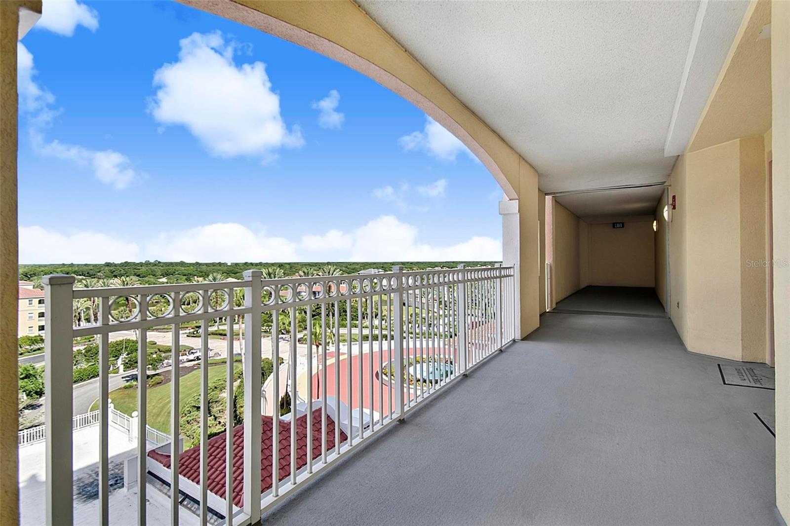 200 OCEAN CREST DR #622