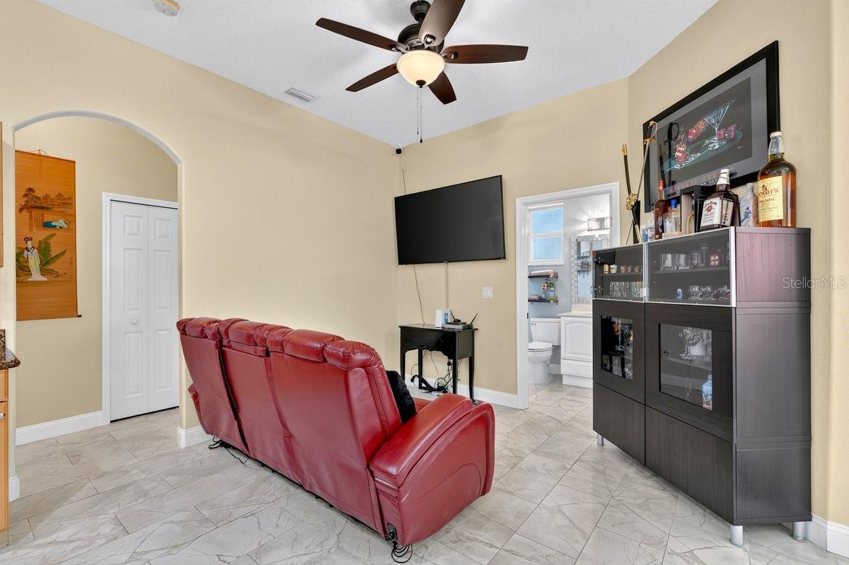 11 ROYAL TERN LN