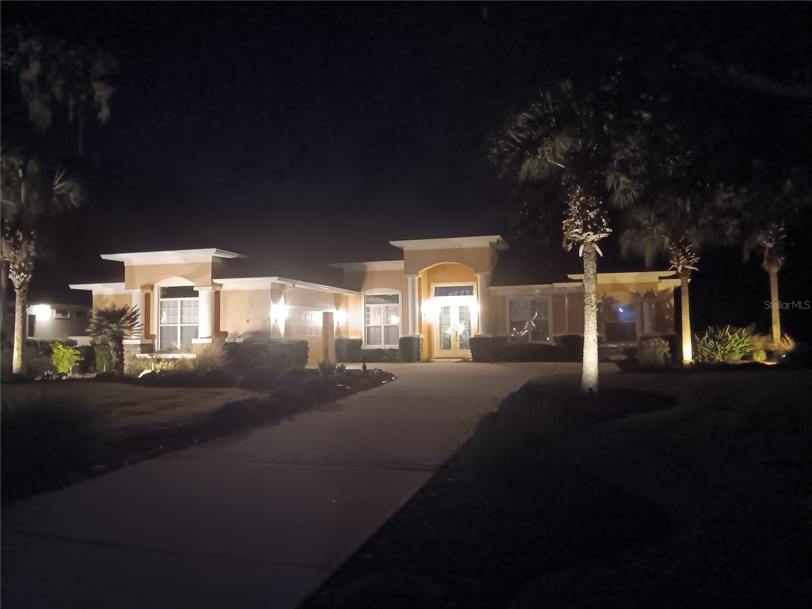 6 SCARLET OAK CIR
