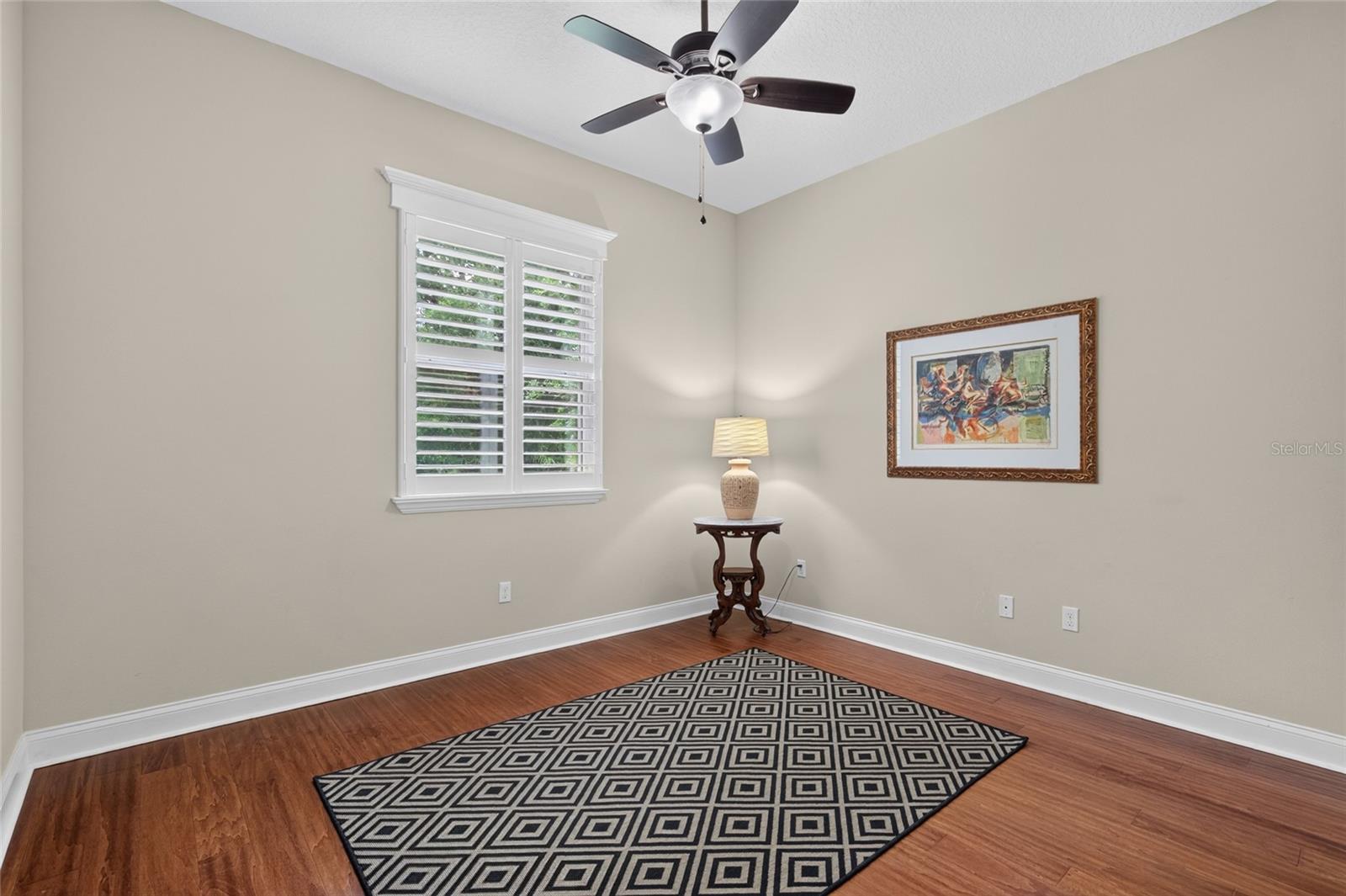 6 SCARLET OAK CIR