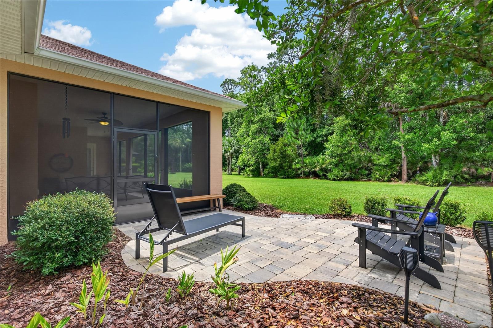 6 SCARLET OAK CIR