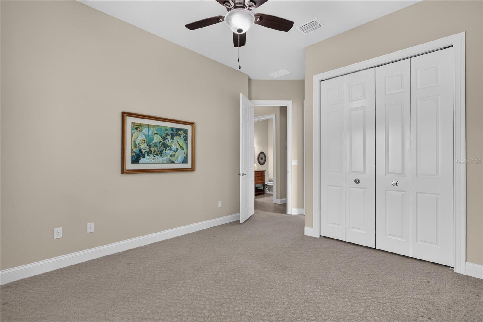 6 SCARLET OAK CIR